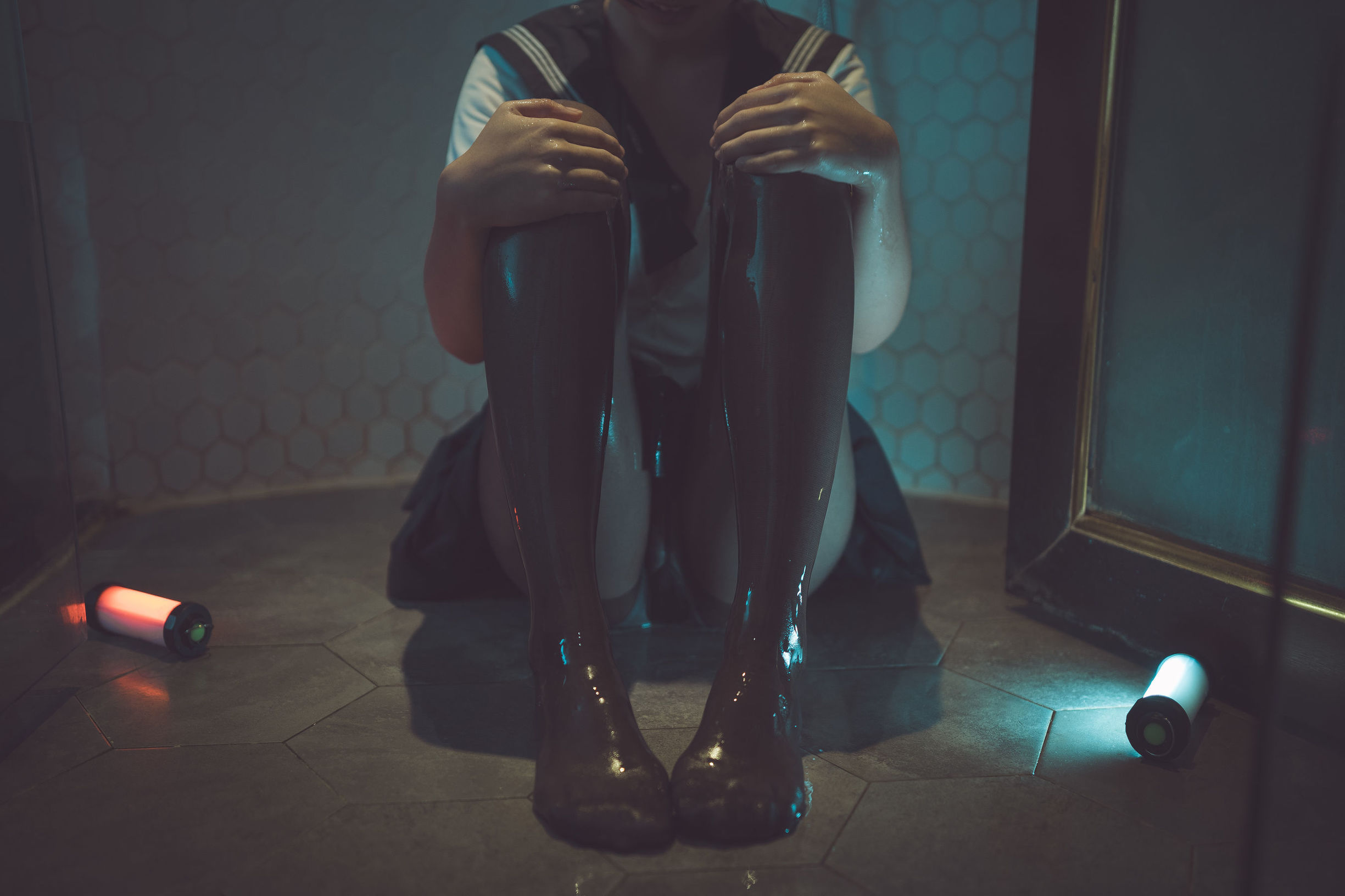 [萝莉COS]面饼仙儿脑内少女浴缸黑丝插图6
